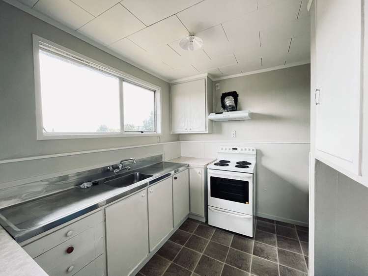 8 Anzac Parade Hamilton Central_7