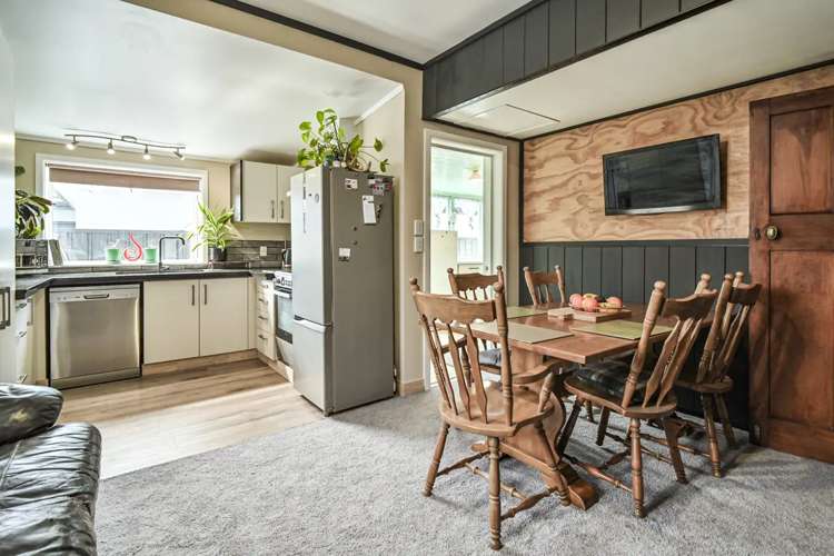 700 Buller Street Akina_3