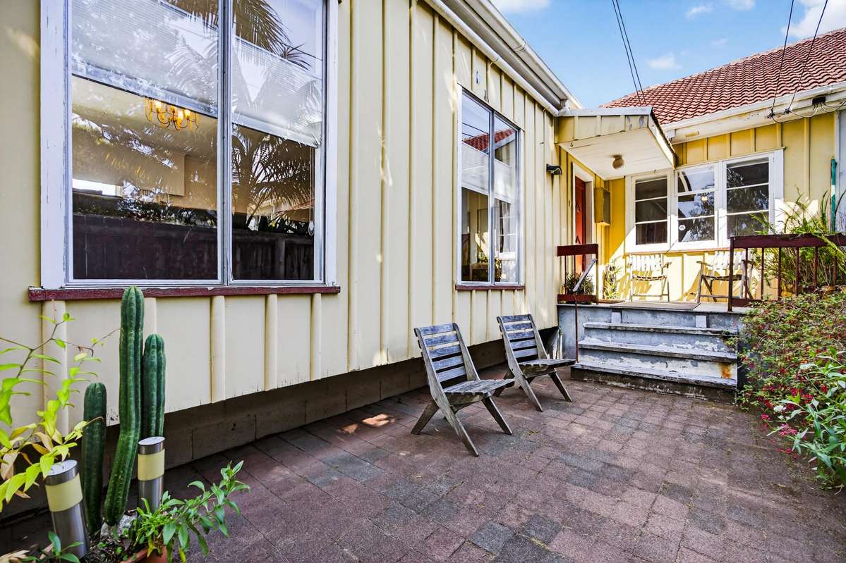 24 Normans Hill Road_1