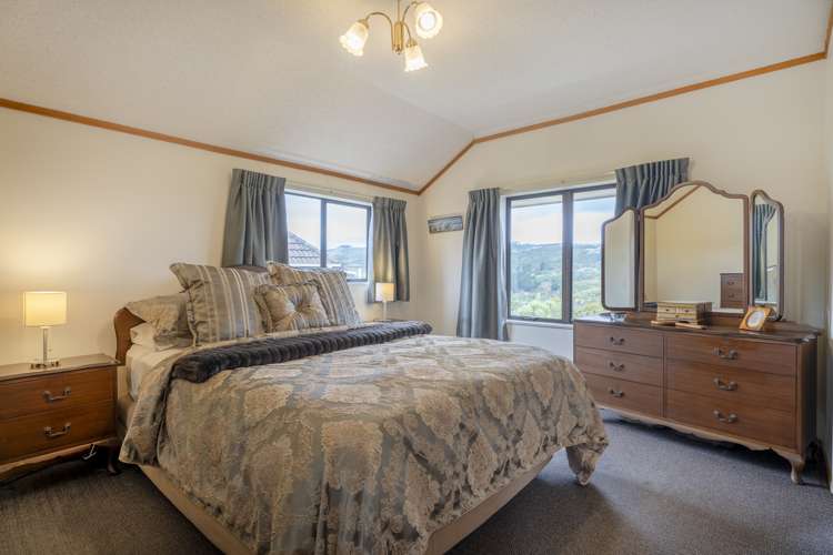 7 Montrose Grove Churton Park_21