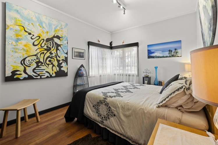 16 James Street Raglan_21