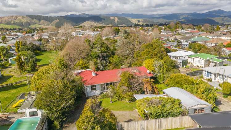 38 Queenwood Road Levin_4