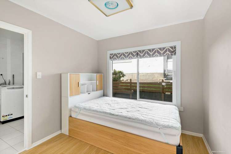 1/289 Lake Road Hauraki_8