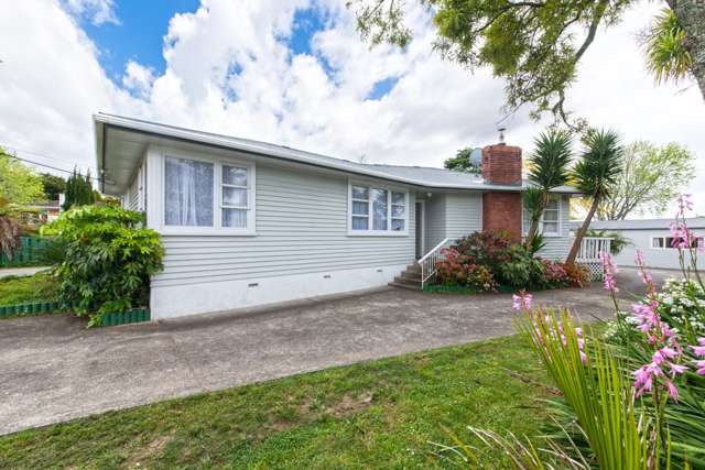 6 Divich Avenue Te Atatu South_1