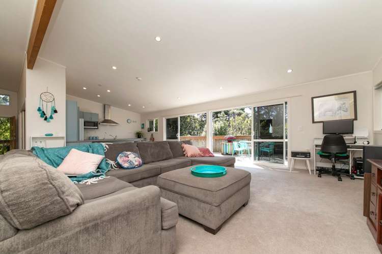 90 Warner Park Avenue Laingholm_6