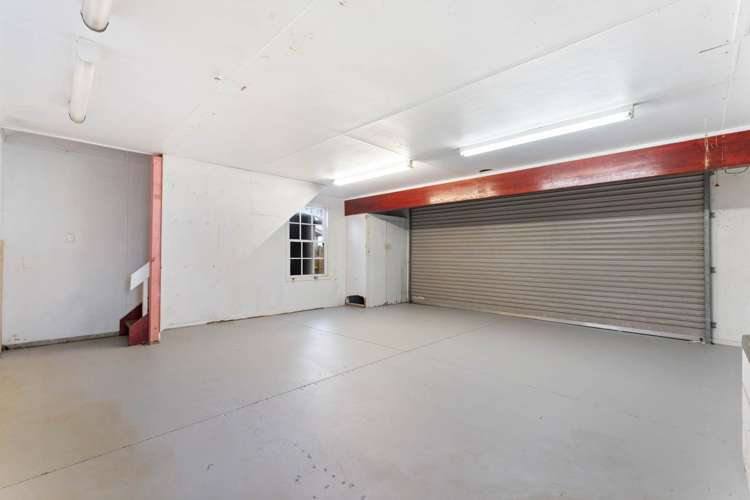 107 & 107B Te Atatu Road Te Atatu South_21