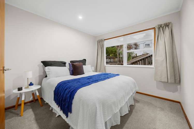 190 Golf Road Titirangi_11