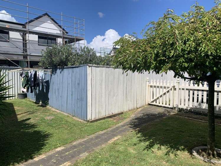 19A Campbell Street 1067_12