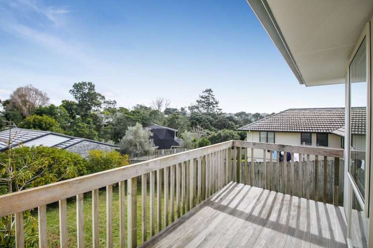 33 Hewlett Road Massey_6