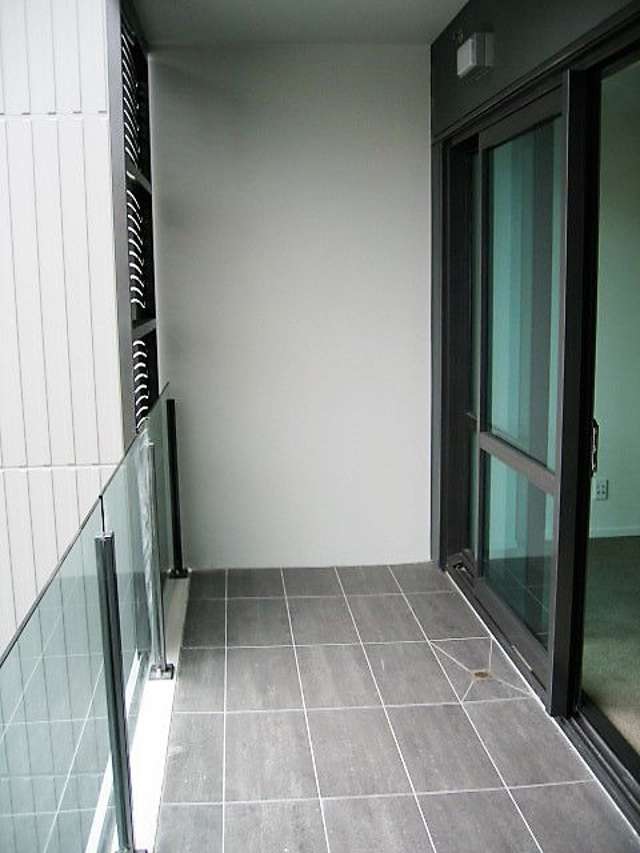 623/8 Dockside Lane Auckland Central_1