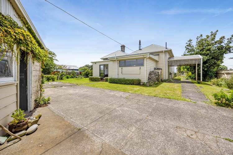 207 Egmont Street Patea_10