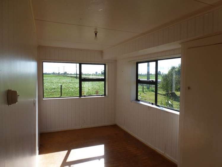 745 No 1 Road Springdale_5