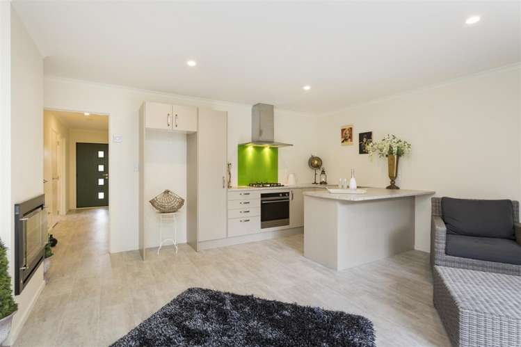 15d Aitken Street Bulls_9