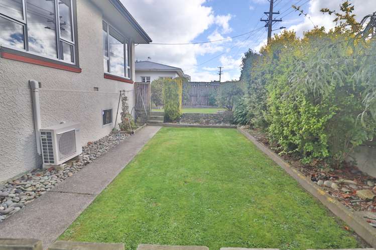 2 Clyde Street Gore_24