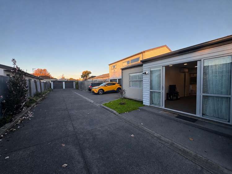 2/172 Geraldine Street_0