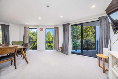 52/8 Thompson Park Road_1