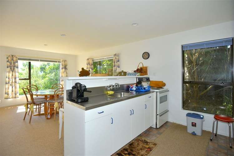 52 Onuku Road Akaroa_13