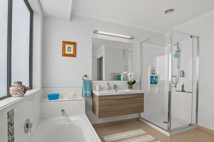 7 Gleneagles Drive Aongatete_12