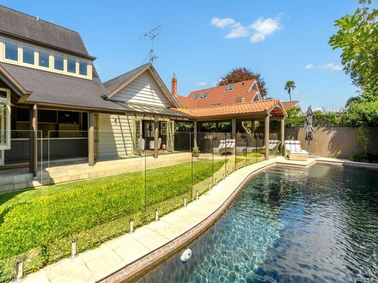 247 Devonport Road Tauranga Central_25