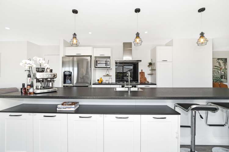 56 Kuru Place Papamoa_4