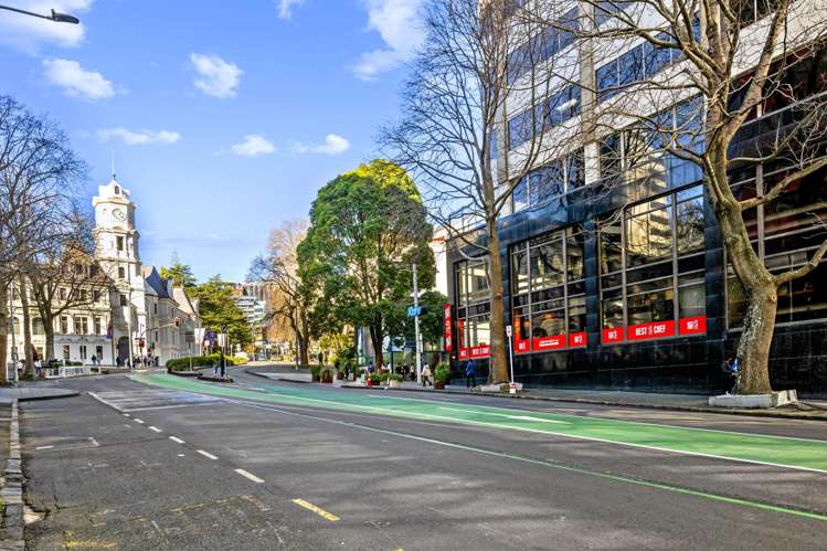 M2, C7 and C8/300 Queen Street Auckland Central_10