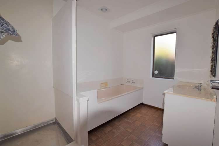 9 Rathgar Road Henderson_5