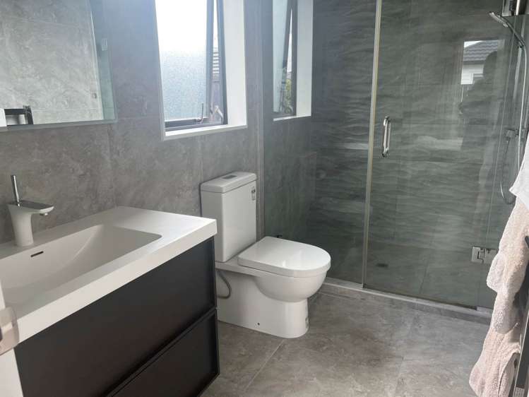 16 Sir Lincoln Drive Kumeu_13