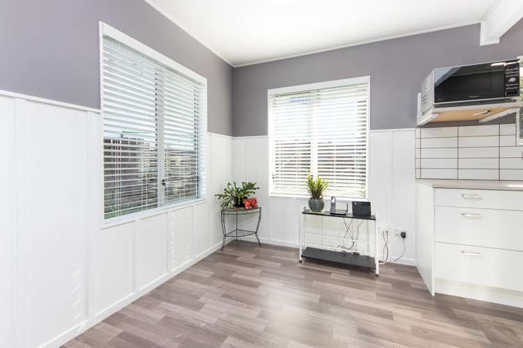 15 Pitcher Place Glen Eden_5