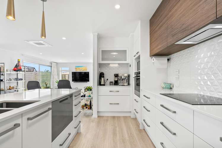 29 Saint Michael Crescent One Tree Point_1