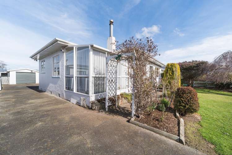 14 Vernon Avenue Takaro_2