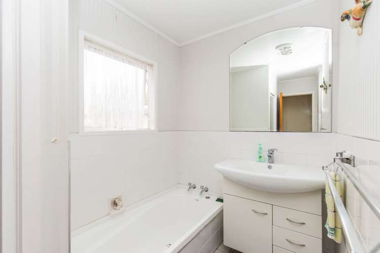 3 Trounson Avenue Clendon Park_5