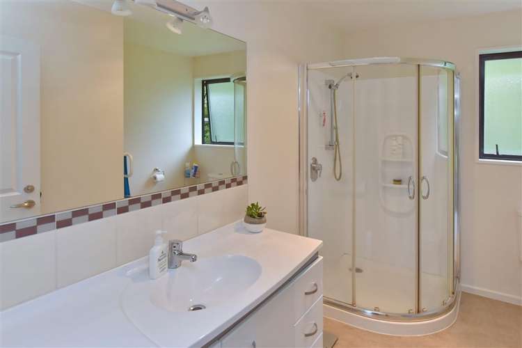 16 John Leith Place Leithfield_11