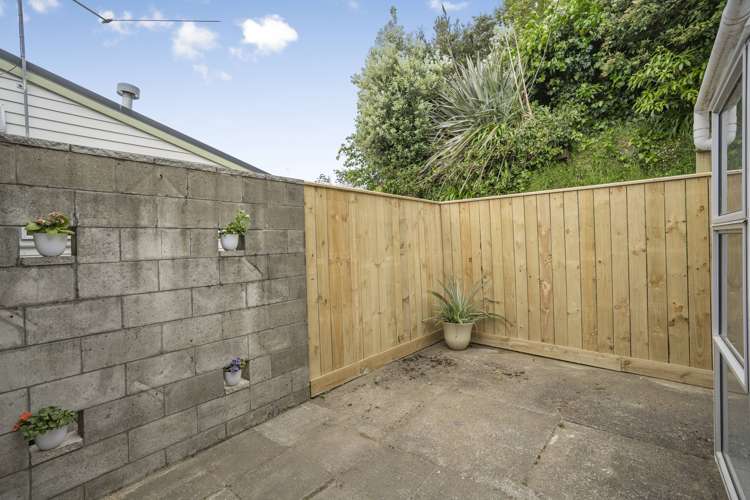 1/5 Mana View Road Paremata_14