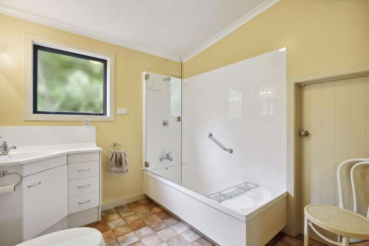 6 Doon Street Vauxhall_16