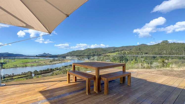 492 Hikuai Settlement Road_0