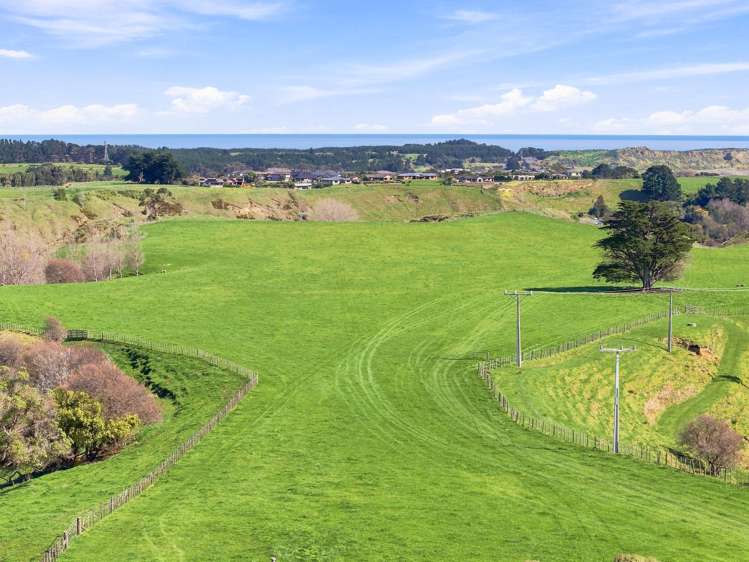 40 and 61 Burtts Road Durie Hill_26