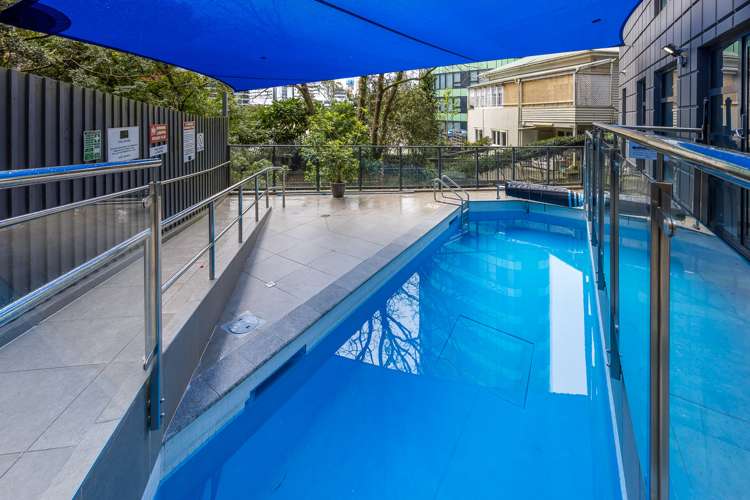 1b/6 Saint Martins Lane Grafton_23