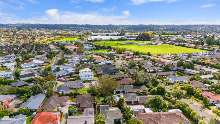 15 Statesman Street Henderson_40