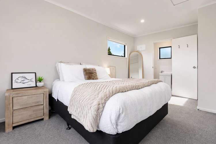 4a Somme Crescent Hillcrest_10