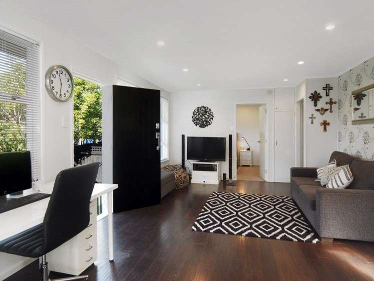 2/16 Hawkins Street Meadowbank_8