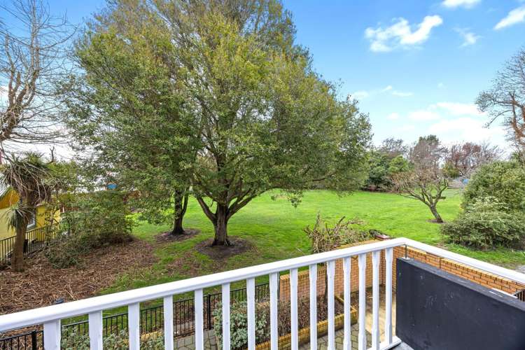 1/37c Glenharrow Avenue Avonhead_18