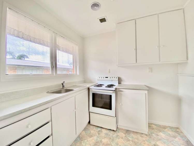 2/16 Mount Smart Road Royal Oak_3