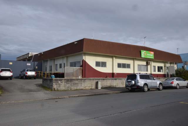 25, 29, 33 Eye St and 35 Eye St and 65, 71 and 77 Nith St, 138 Tweed St West Invercargill_2