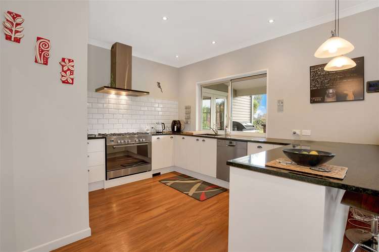 562 No 10 Road Swannanoa_11