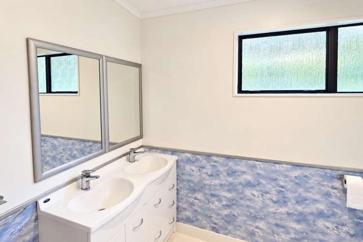  3 Te Maku Grove Waikanae_13