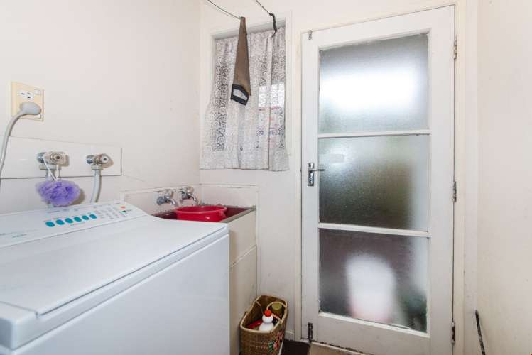 2/17 Chislehurst Street Henderson_16