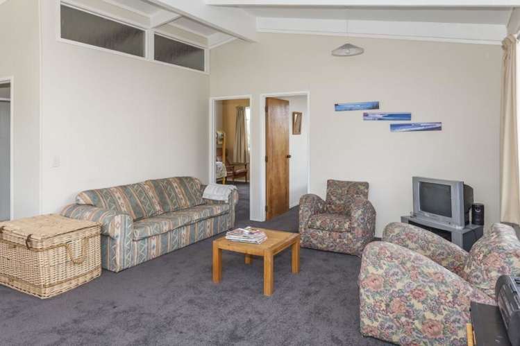 9 Swordfish Avenue Whiritoa_6