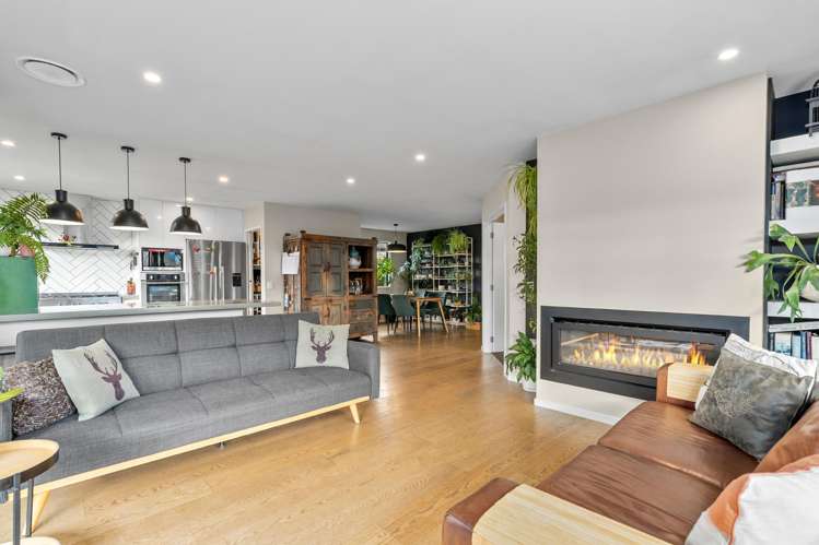 1 Myles Way Shotover Country_10