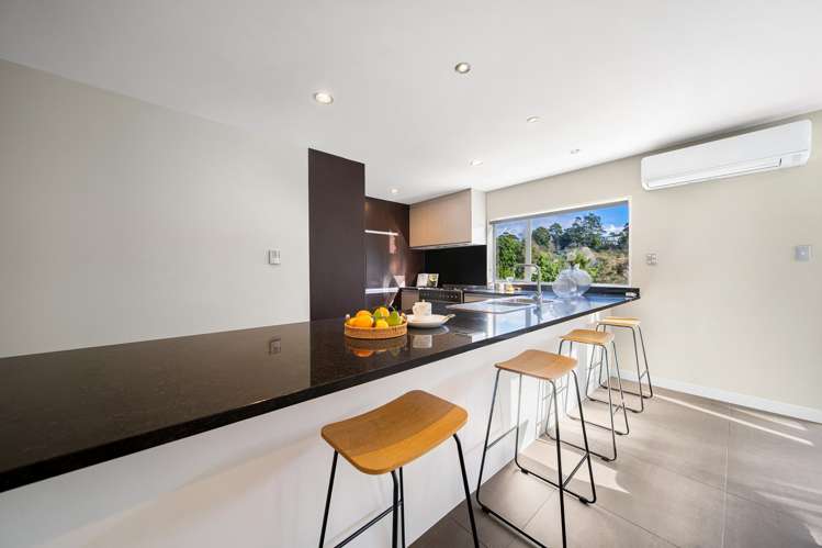 18 Bintulu Place Fairview Heights_10