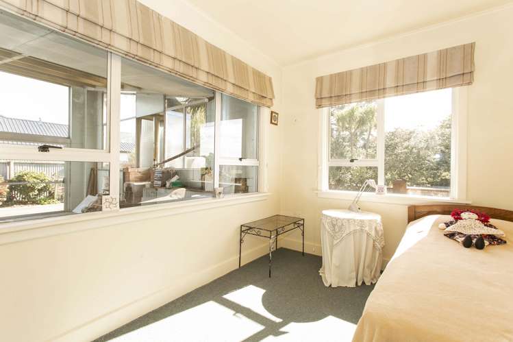 67 Racecourse Road Allenton_9